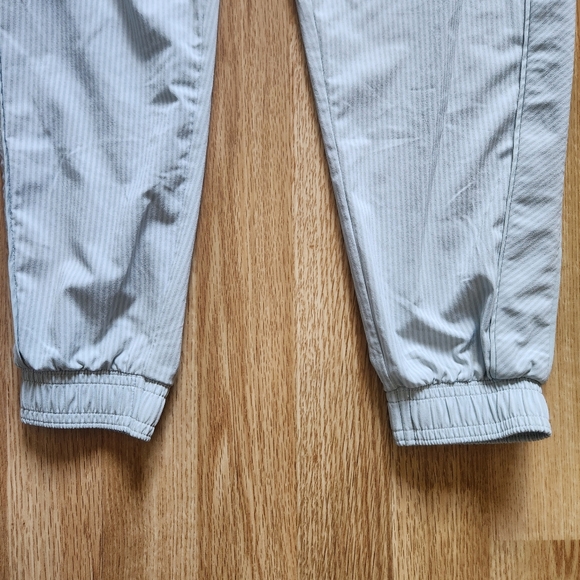 Athleta Striped Light Gray Joggers - Picture 2 of 10